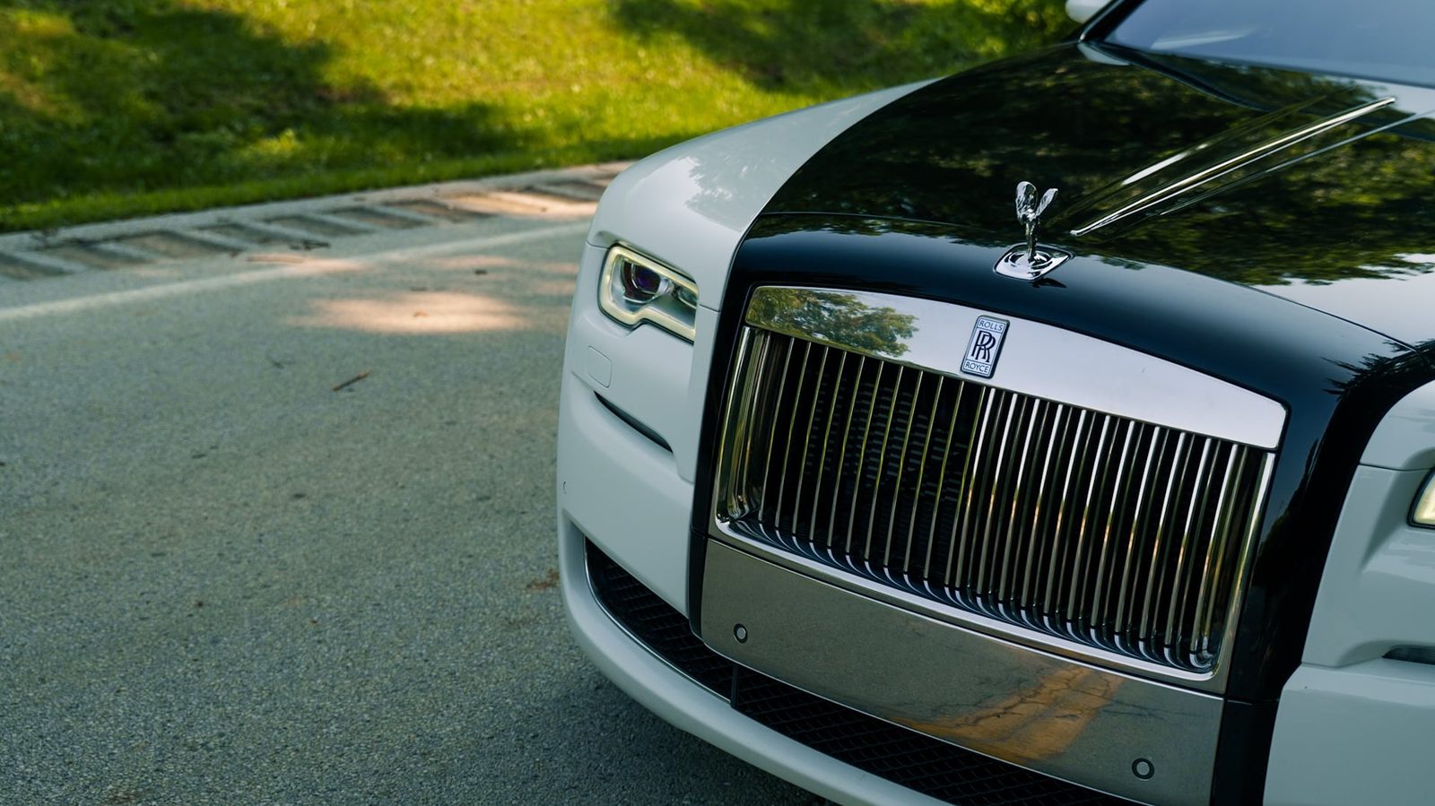 Rolls-Royce Ghost photo 9 - BExotic Chicago, IL