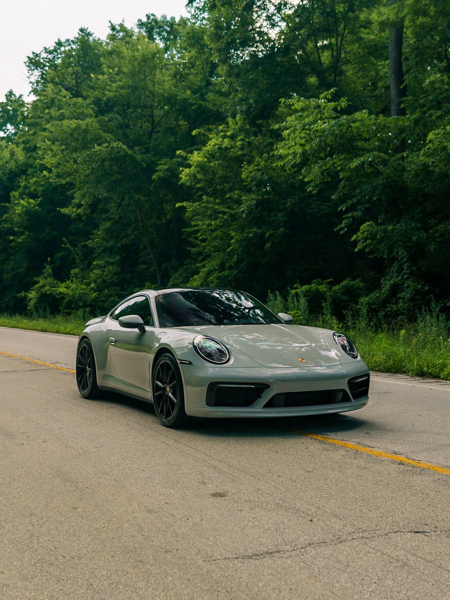 Porsche 911 Carrera photo 3 - BExotic Chicago, IL