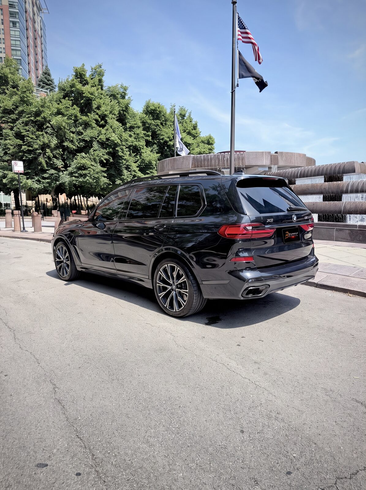 BMW X7 M50i photo 2 - BExotic Chicago, IL