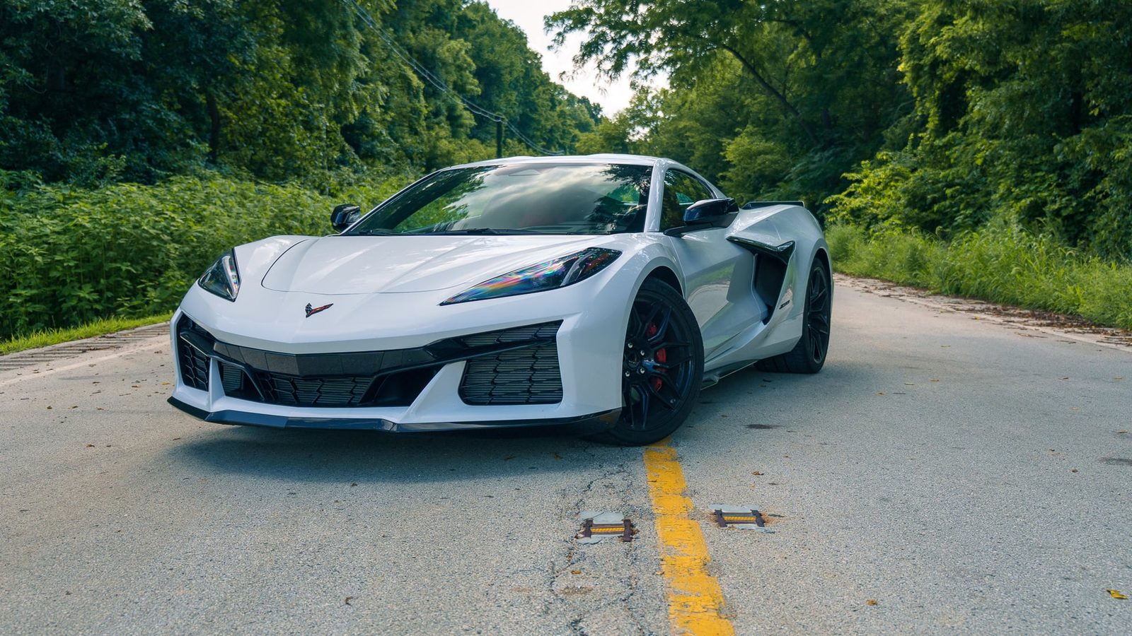 Chevrolet Corvette Z06 photo 4 - BExotic Chicago, IL