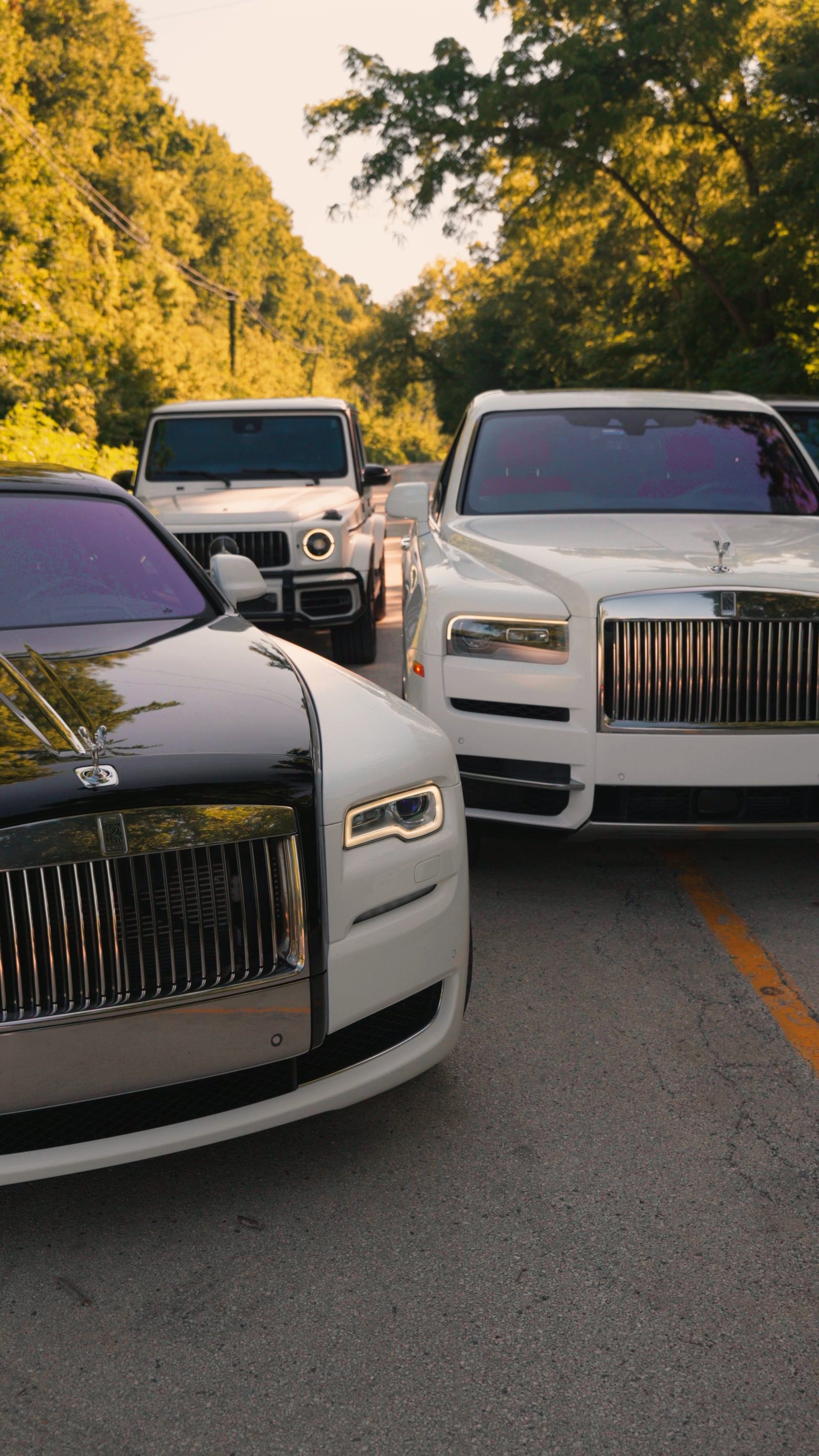 Shut It Down Package — 3 Rolls-Royces + 2 G-Wagons photo 3 — BExotic Milwaukee