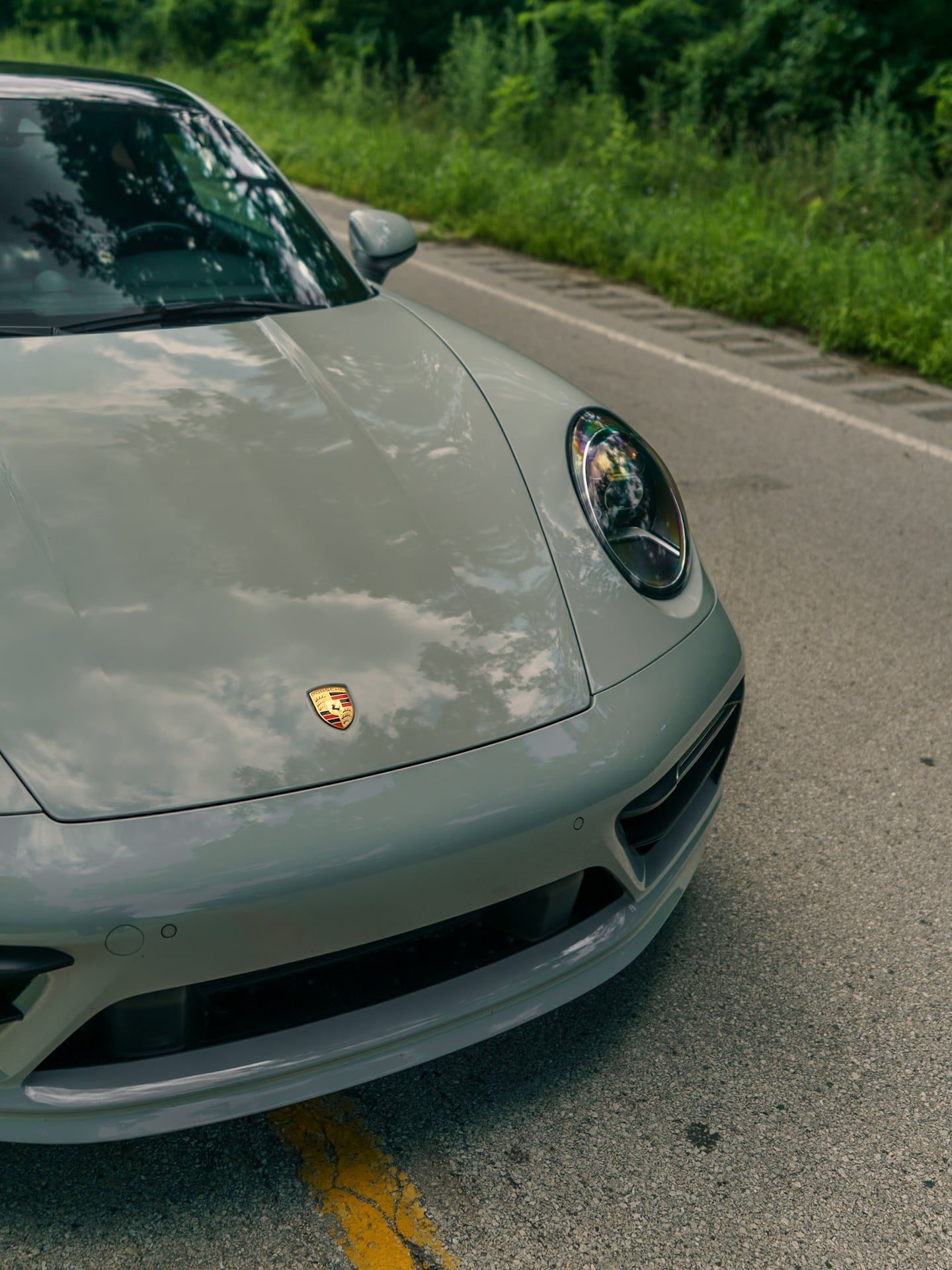 Porsche 911 Carrera photo 7 - BExotic Chicago, IL