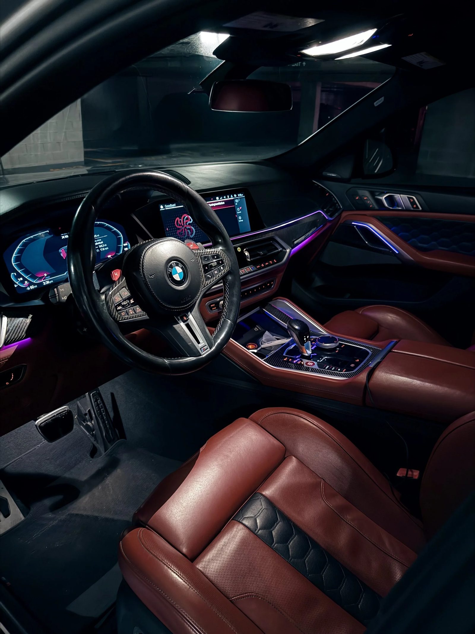 BMW X6M Competition photo 4 - BExotic Chicago, IL