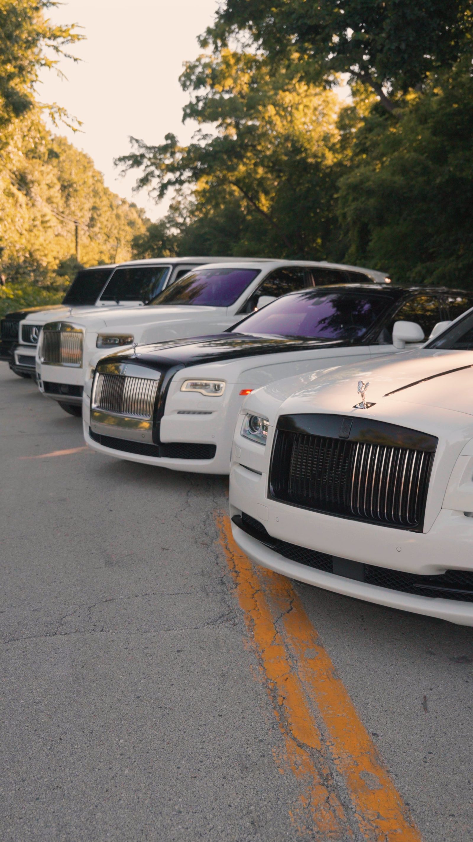 Shut It Down Package — 3 Rolls-Royces + 2 G-Wagons photo 2 — BExotic Milwaukee