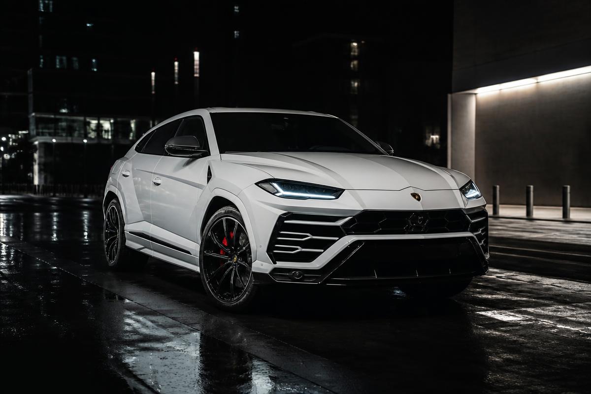 White 2018 Lamborghini Urus available to rent from BExotic in Milwaukee